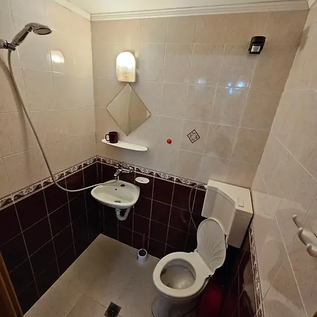 Rai Ξενοδοχείο