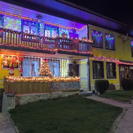 Rai ホテル コプリフシティツァ